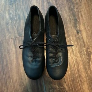 capesio tap shoes